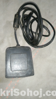 Fingerprint reader